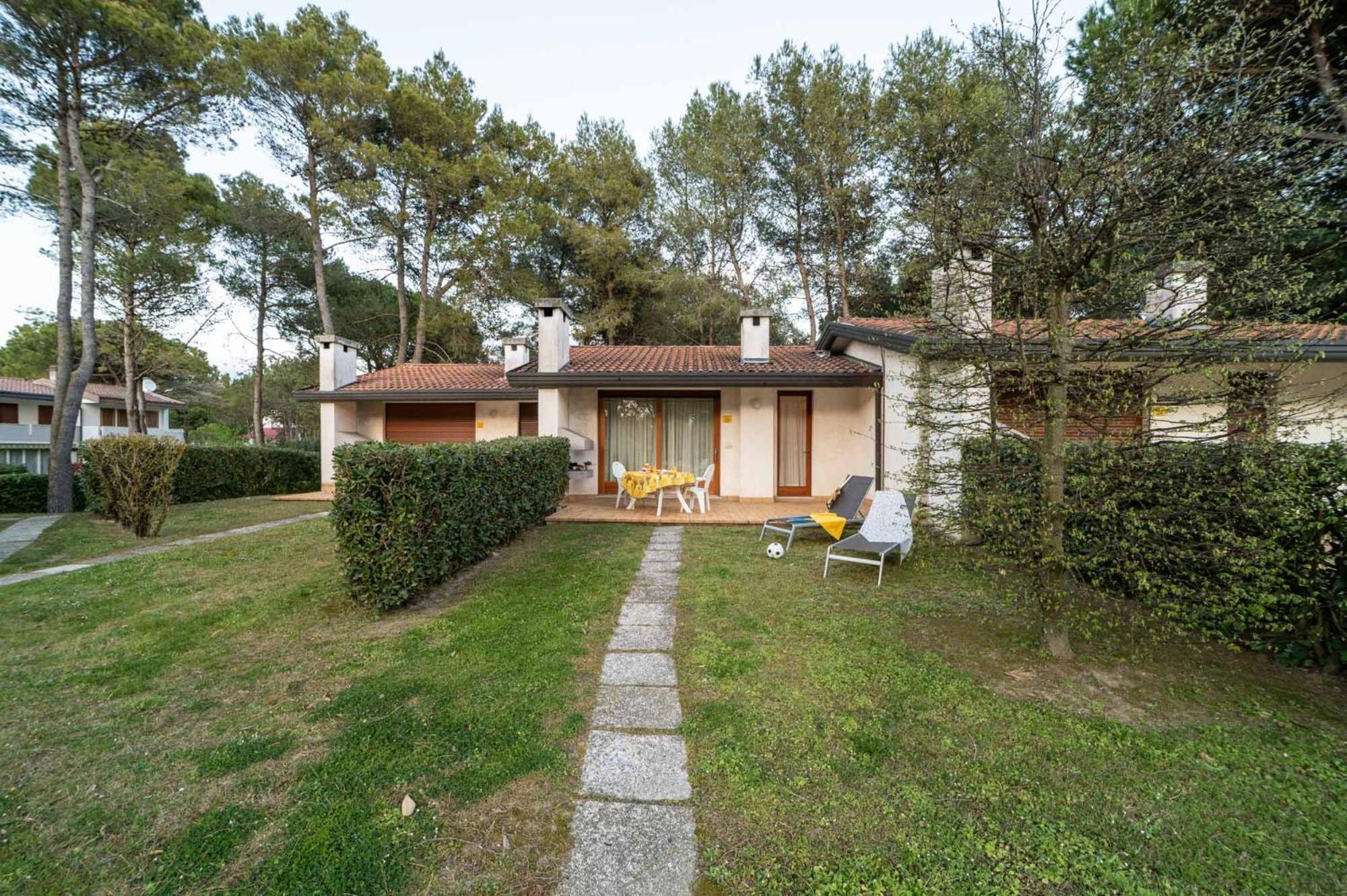 Villaggio Club Dei Pini Bibione Buitenkant foto